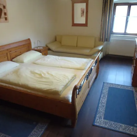 Gastehaus Thurnhof فندق مبيت وإفطار *